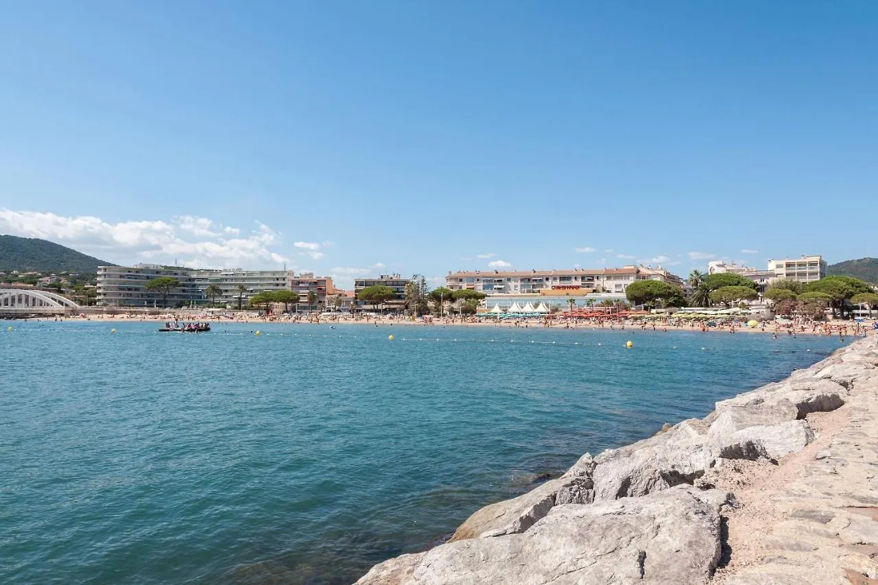 T2 With Balcony Close To The Sea Sainte-Maxime