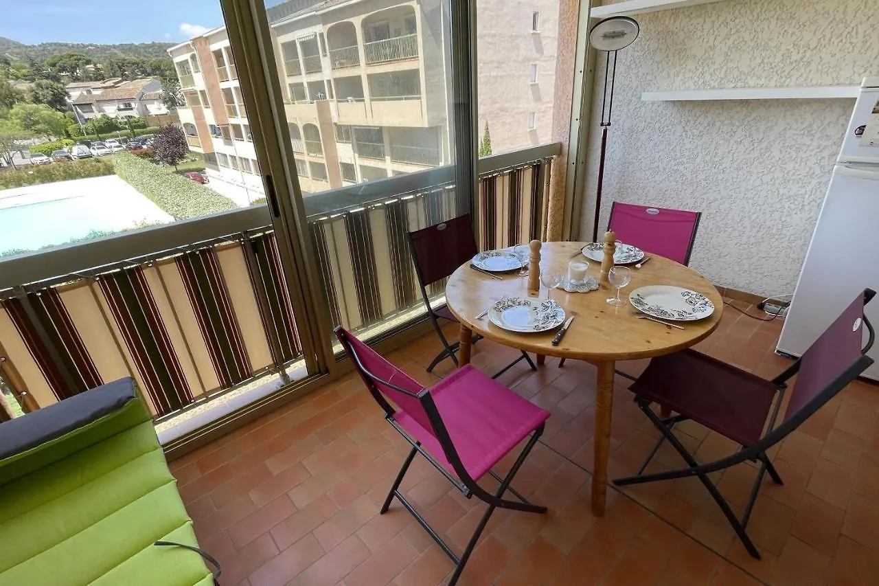T2 With Balcony Close To The Sea Sainte-Maxime 0*,  France